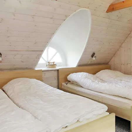 Holiday home Three-bedroom Holiday In Norre Nebel 19 *